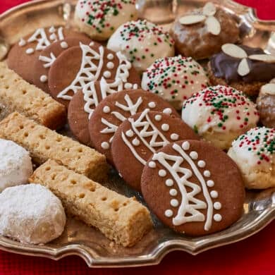 50 Traditional European Christmas Cookies